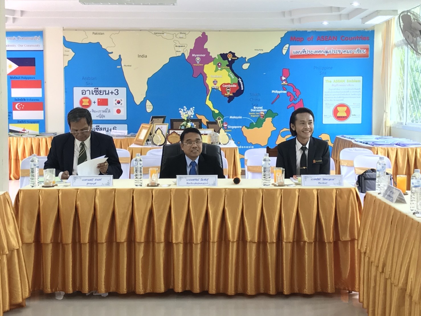 ศึกษาธิการจังหวัดนครสวรรค์ติดตามโรงเรียนดำเนินการนโยบาย สพฐ.